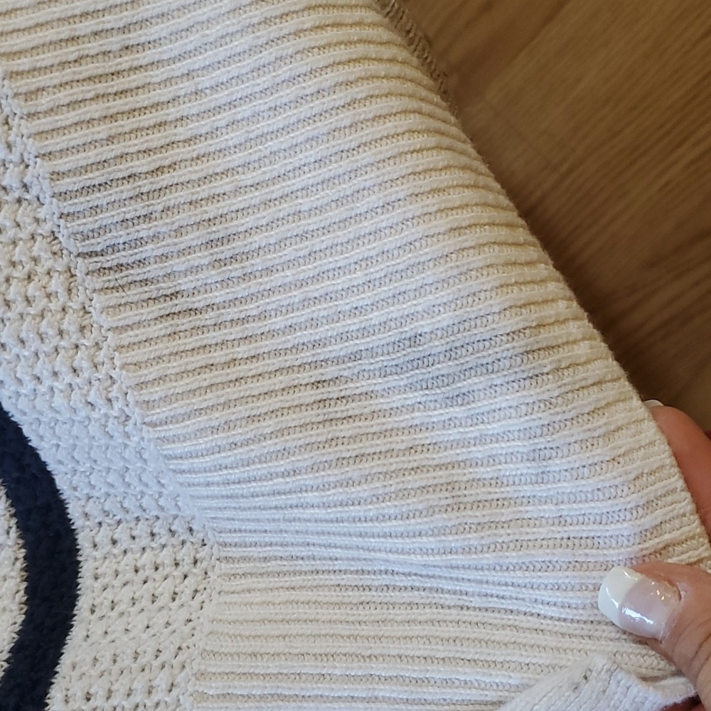 Sweater - Picture 2 of 2